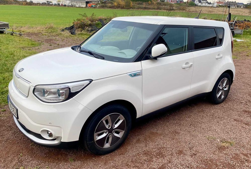 Kia e-Soul 2019 30kWt, без ДТП, тепловий насос, цілий кузов
