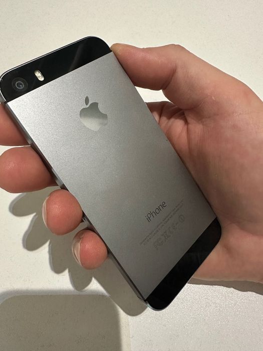 Iconico Apple iPhone 5S desbloqueado como novo tudo original