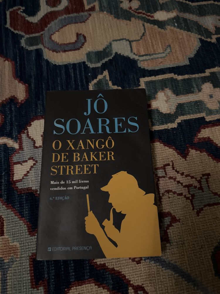 Livro “O xangó de Baker Street”