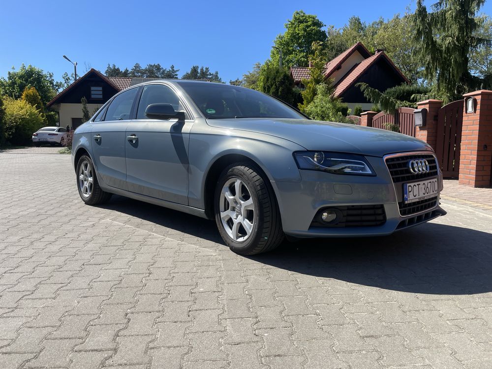 Audi A4 2009 2.0 TDI 140 km