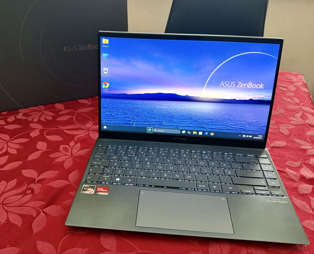 Portatil Asus Zenbook UM425Q Ryzen
