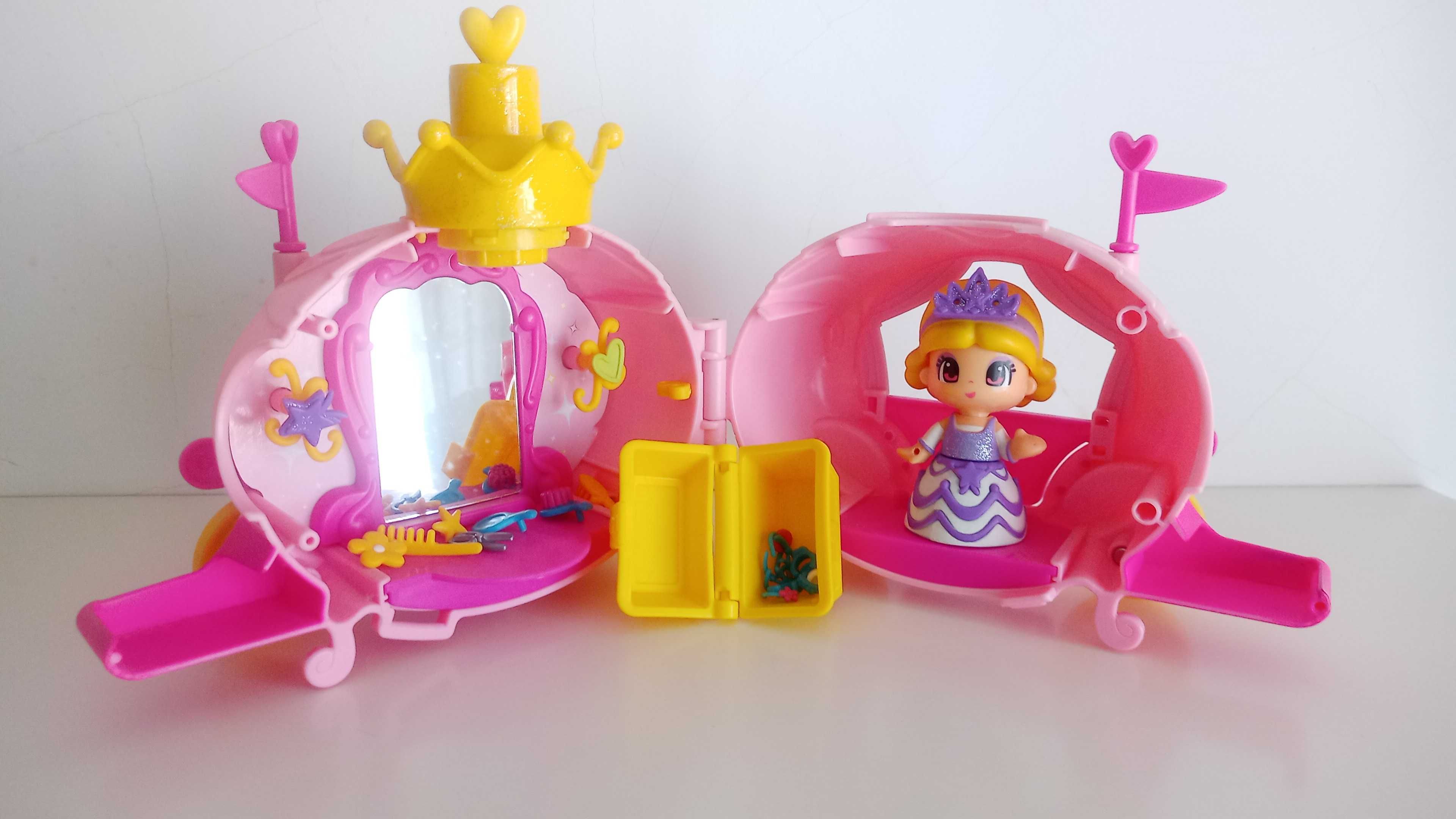 Pinypon com charrete de Princesa da Disney
