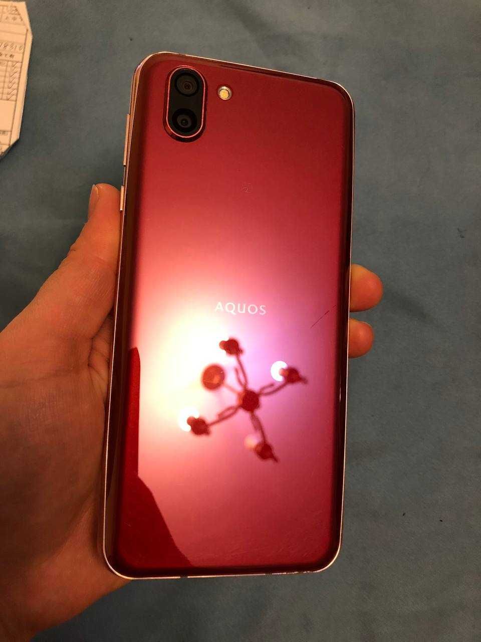 Sharp Aquos R2 4/64 red 706 SH