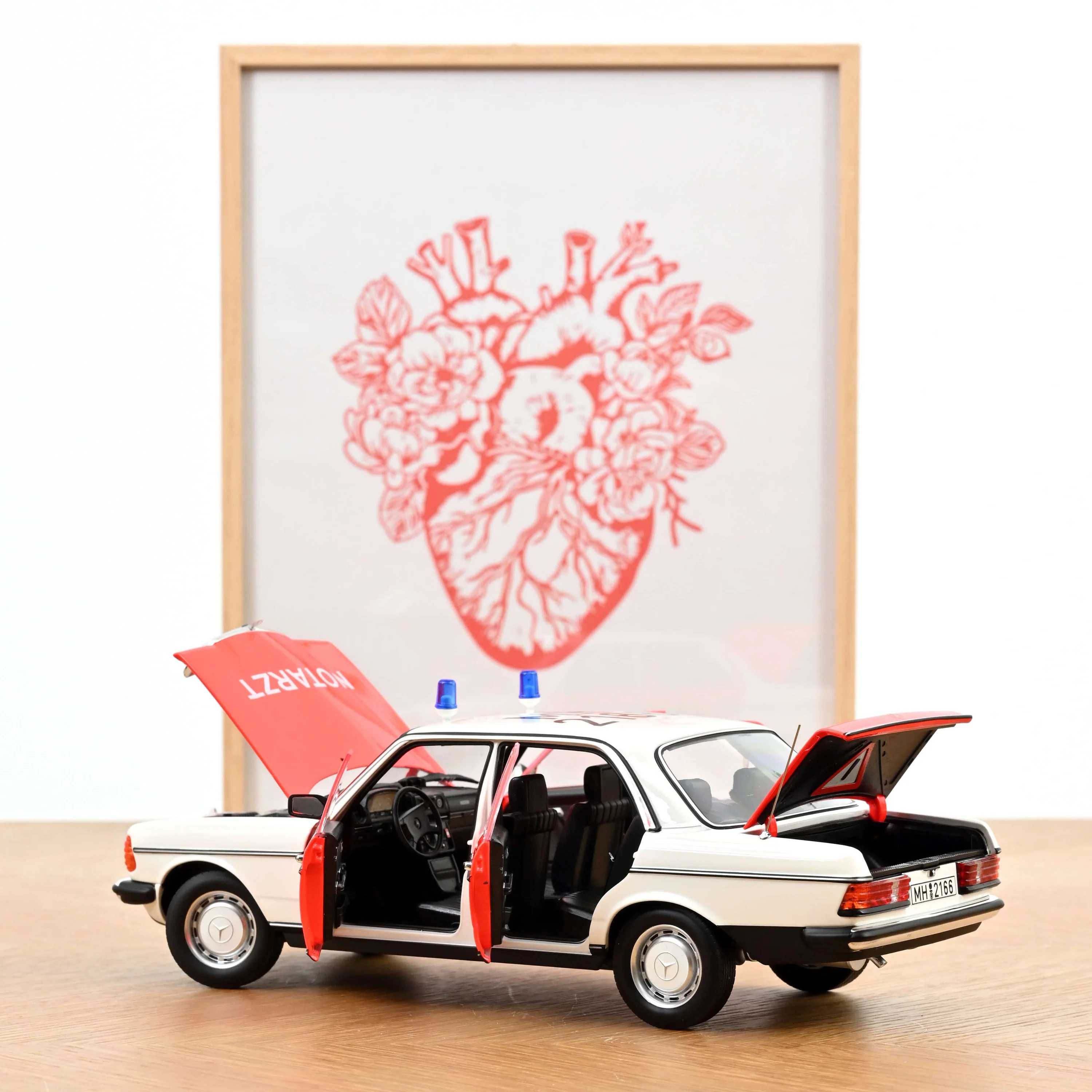 Mercedes-Benz 200 W123 Emergency Ambulance 1984 Norev 1:18
