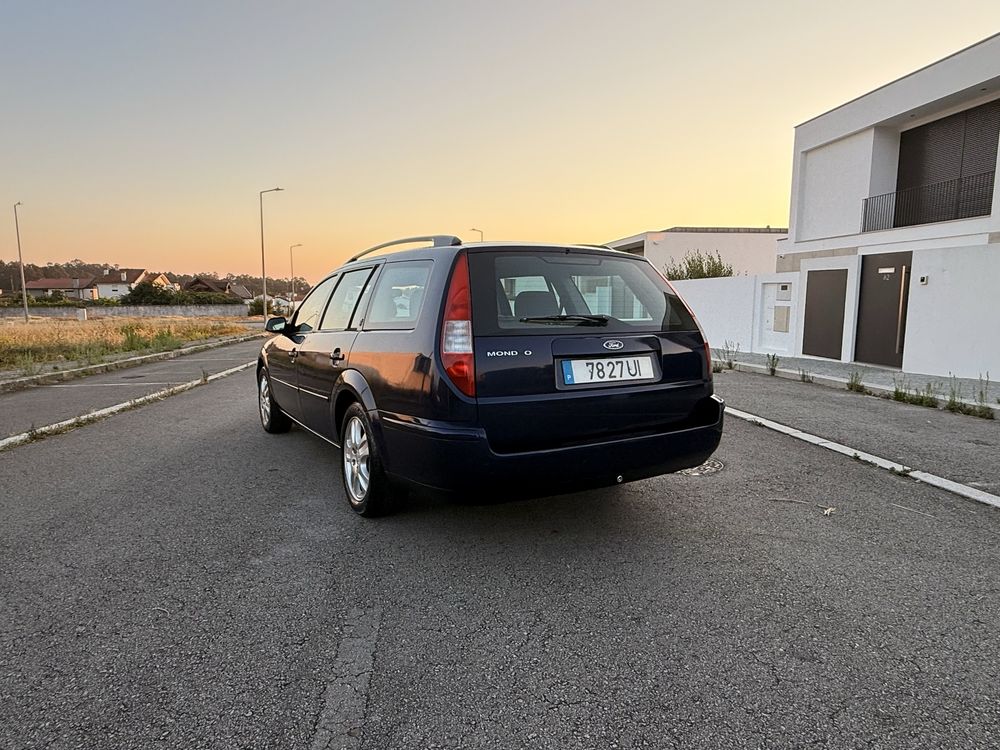 FORD MONDEO 1.8 i