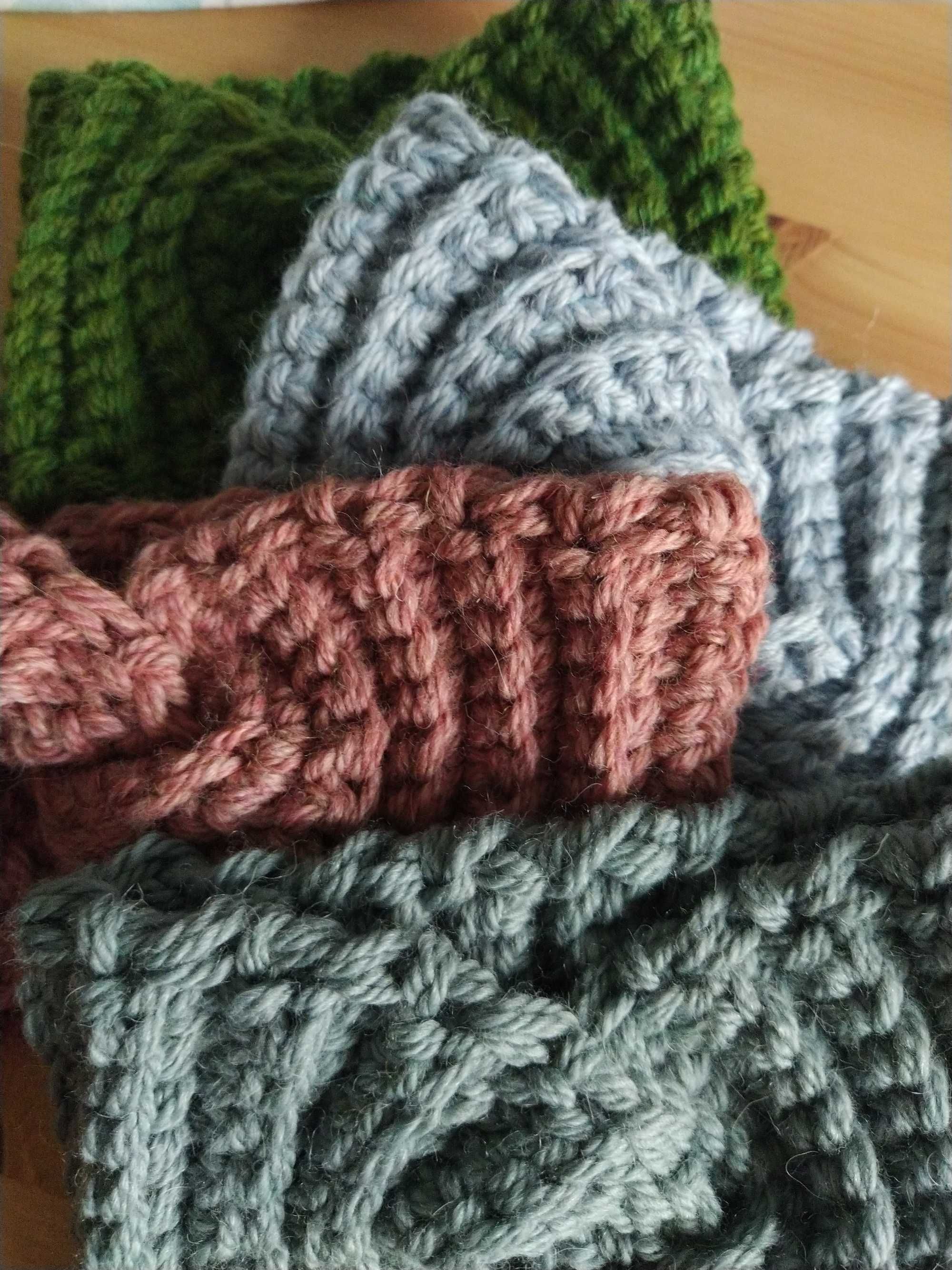Ręcznie robiona opaska zimowa wełniana ciepła gruba handmade zielona