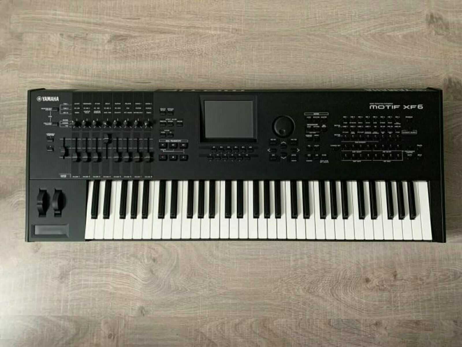 YAMAHA MOTIF XF6 syntezator muzyka instrument