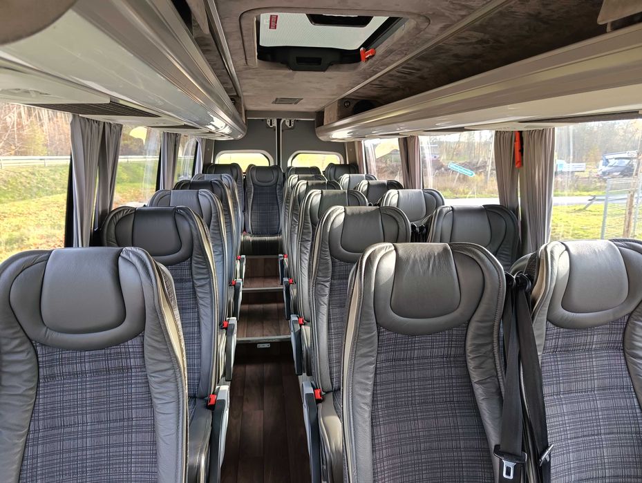 Przewóz osób , wynajem busa/autobus , przewozy szkolne i pracownicze.