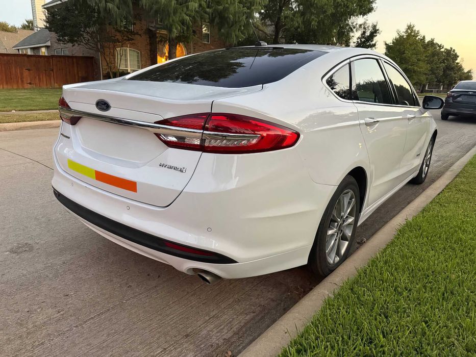 Ford Fusion      2018