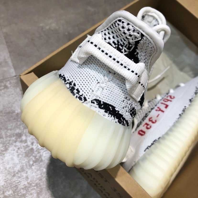Buty męskie adidasYeezy Boost 350V2 Zebra nowy z metką R.40