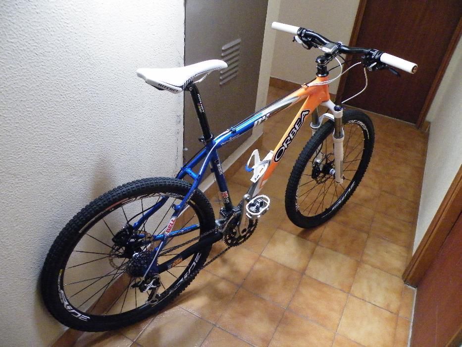 Bicicleta BTT ORBEA