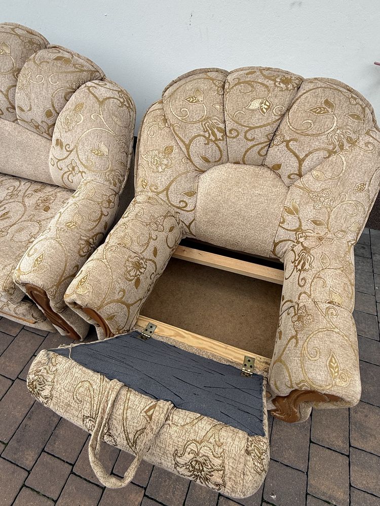 Komplet (sofa + 2 fotele)