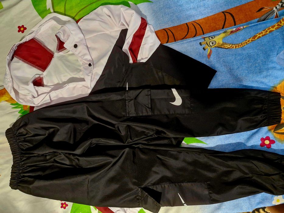 Костюм на теплу осінь-весну з плащівки на 5-6 років