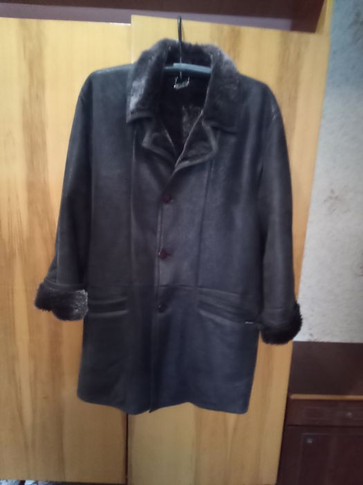 Дублёнка мужская,облегченная-легкая,теплая.Цвет-черный р-р58