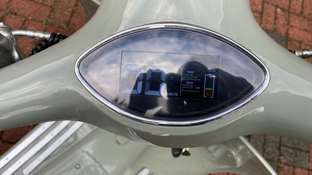 Skuter elektryczny sunra vespa retro nowy bateria classic wyprzedaz hi