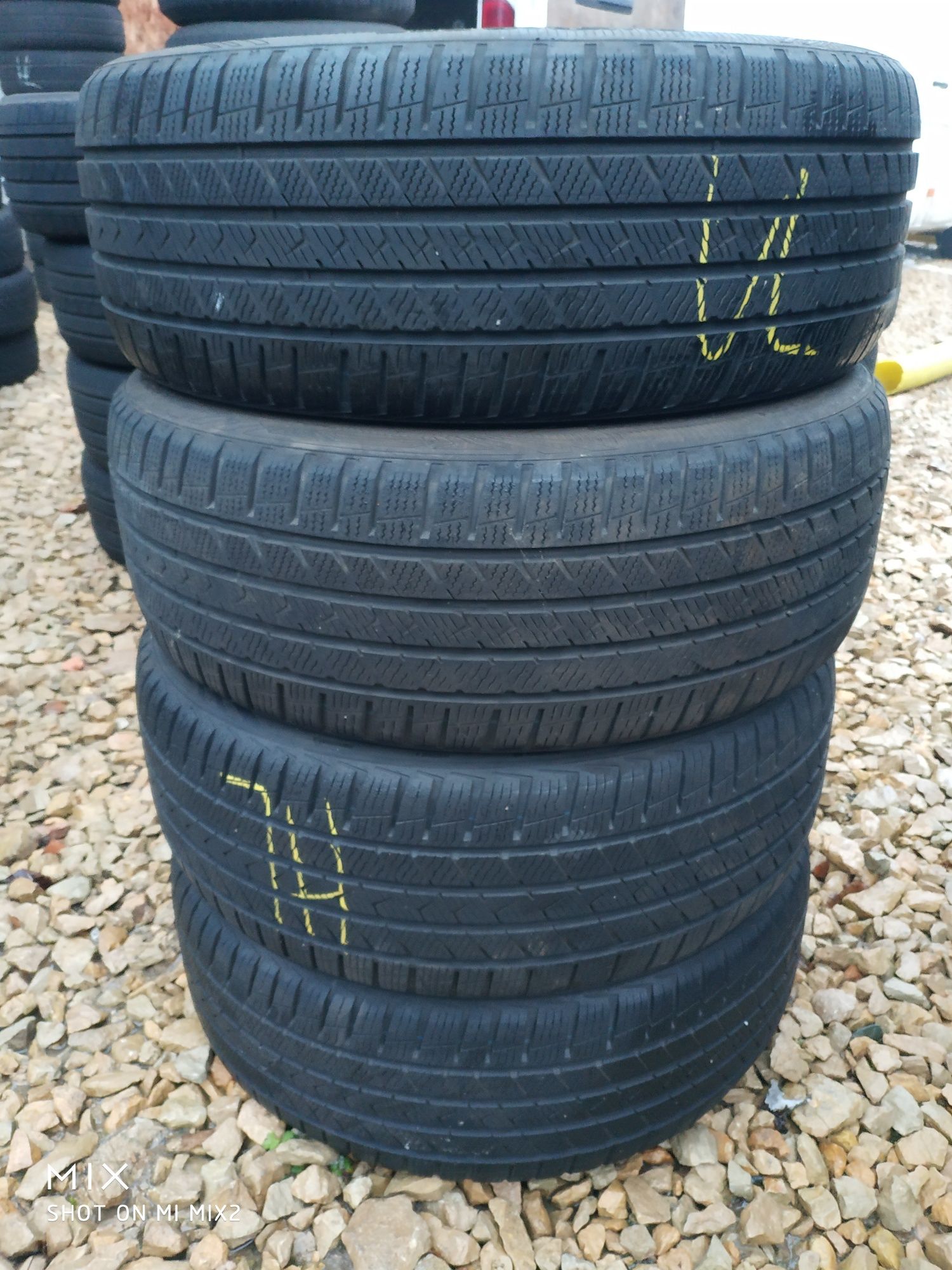 Opony Vredestein Quatrac 235/45 R20 całoroczne 6,5mm dot 2019