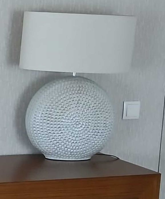 Candeeiro branco 51x26x65