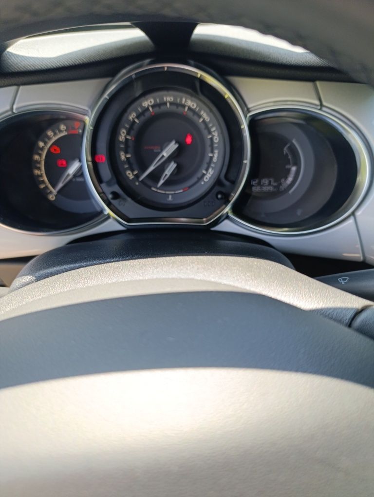 Sprzedam Citroena DS3