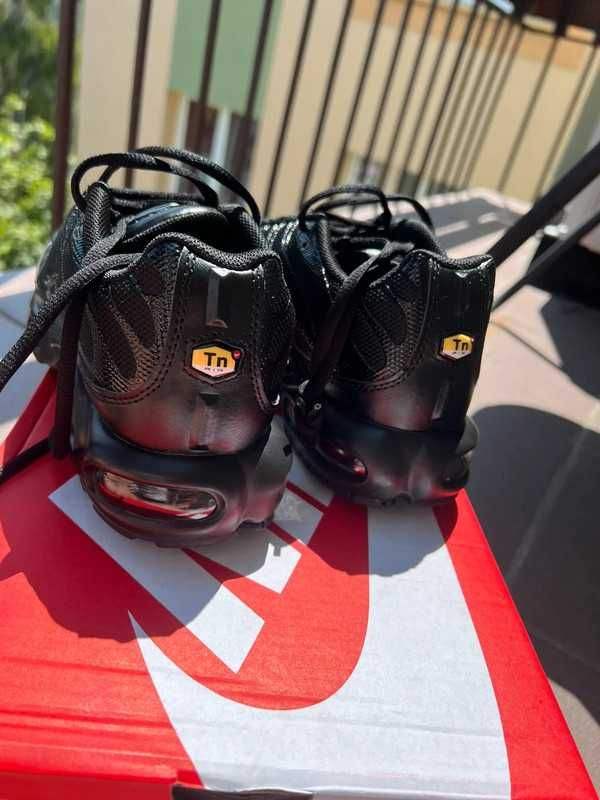 czarny^Jerzyk^NikeMaxTN^UnisexTrampki Roz.46
