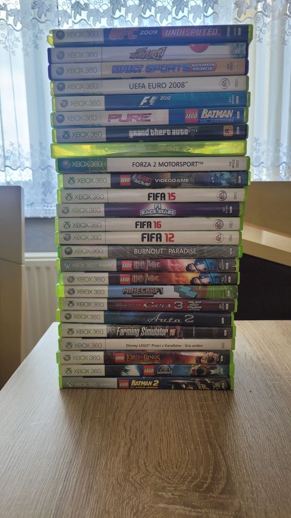 Xbox360 + kinect + 3 pady + gry