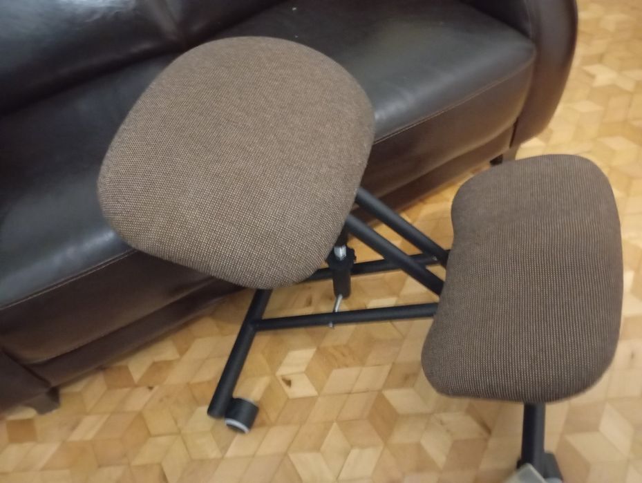 Klęcznik jak nowy