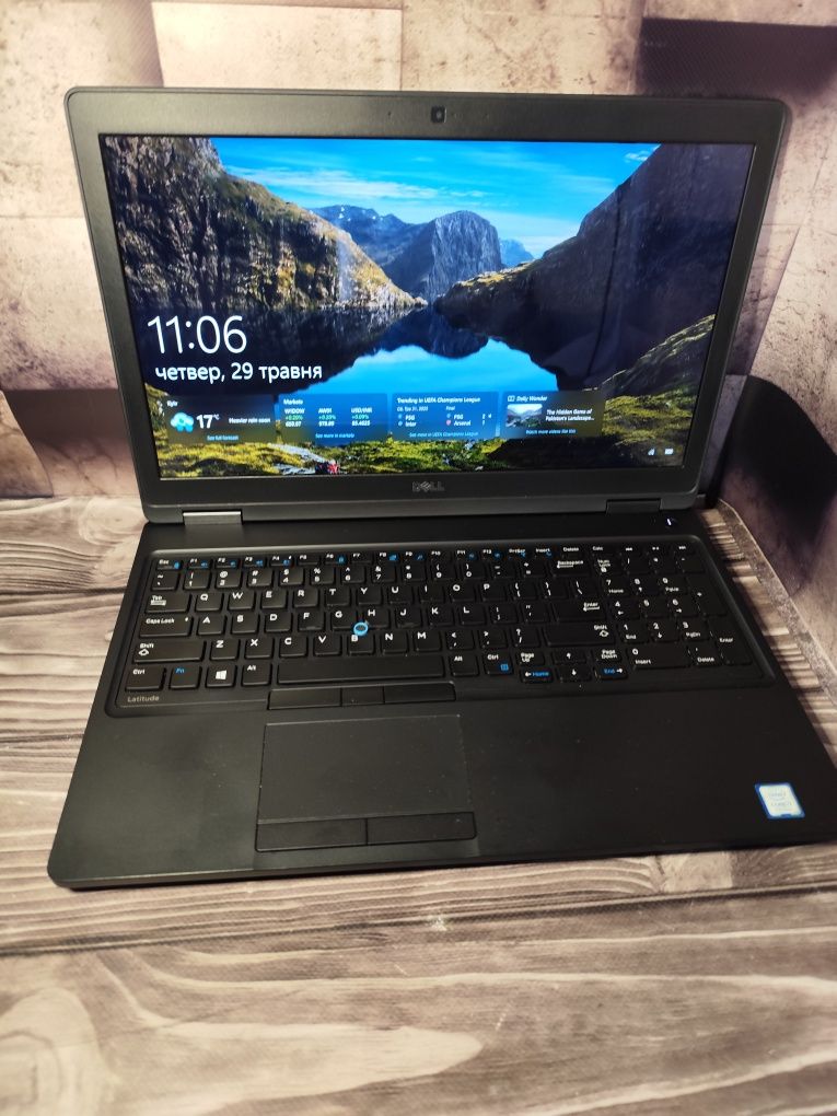 Dell 5580 15.6 Nvidia 940 I7 7820HQ 16 ram 256 SSD Excellent ноутбук
