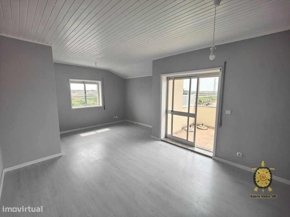 Apartamento T3 com terraço privado - Vagueira