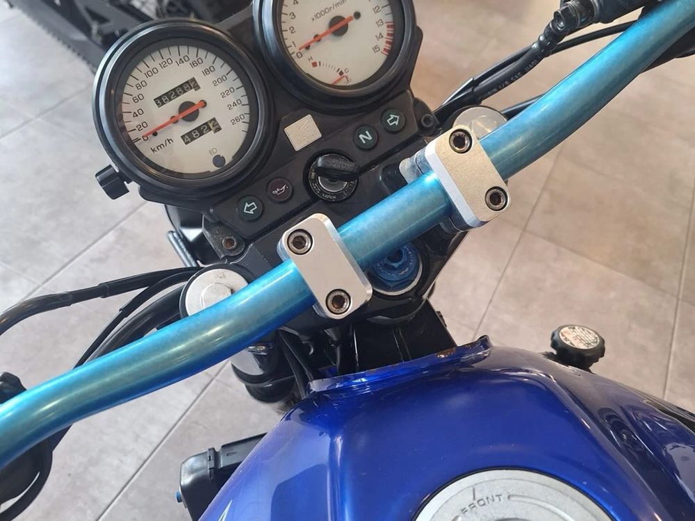Hornet cb600F 2001