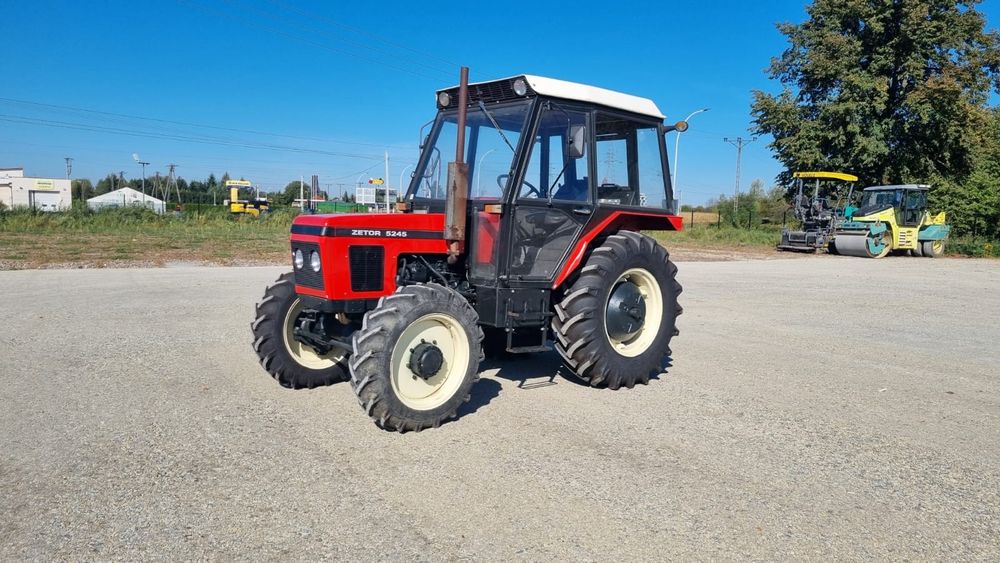 Ciągnik Zetor 5245