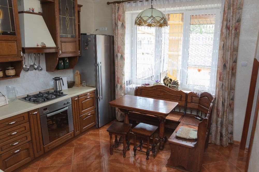 Продаж нерухомості будинку Борислав Львівська обл від власника Карпати