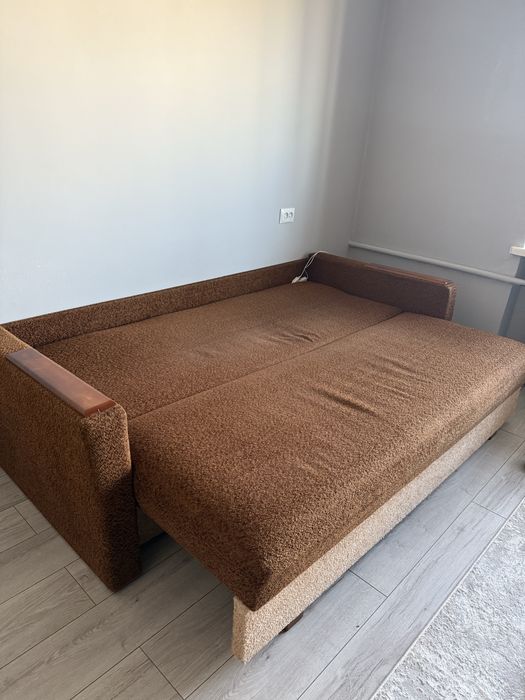 Розкладний Диван в Кімнату