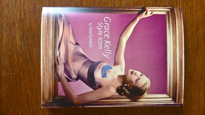 kolekcja grace kelly pocztówki wystawa w V&A muzeum Londyn unikat