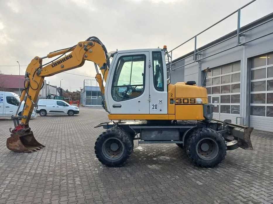 Koparka Kołowa Liebherr A309 -- Wynajem