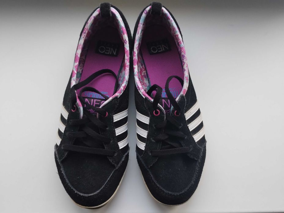 Kросівки жіночі Adidas Neo 37р. 23см, кеди. Ідеальний стан!