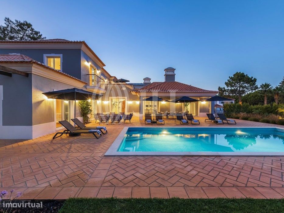 Moradia T5 com piscina, na Quinta do Lago, Algarve