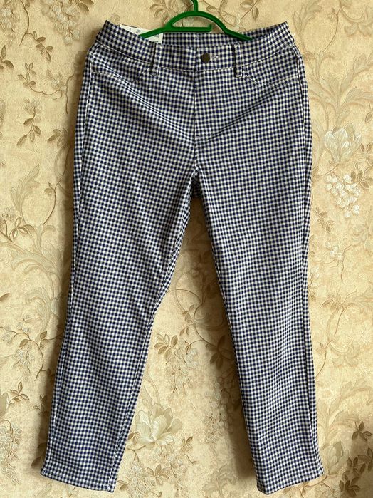 Женские ультрастрейчевые брюки UNIQLO р-р М