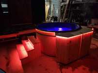 Ruska bania jacuzzi wanna ogrodowa z ogrzewaniem gazowym