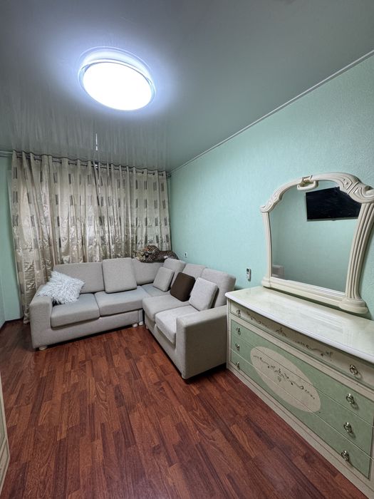 Продаж 2- во кімнатної квартири в центрі міста