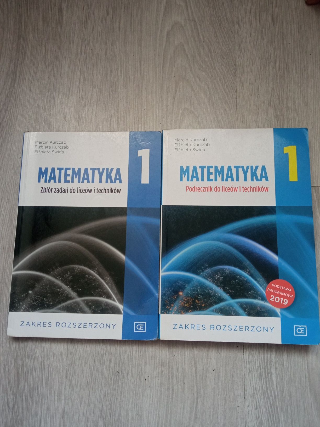 Sprzedam Matematyka 1 komplet
