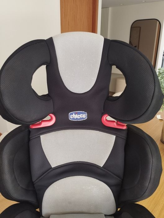 Cadeira auto dos 15 aos 36kg.