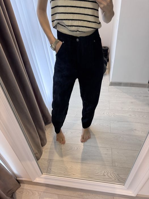 Джинси чорні прямі розмір s 36