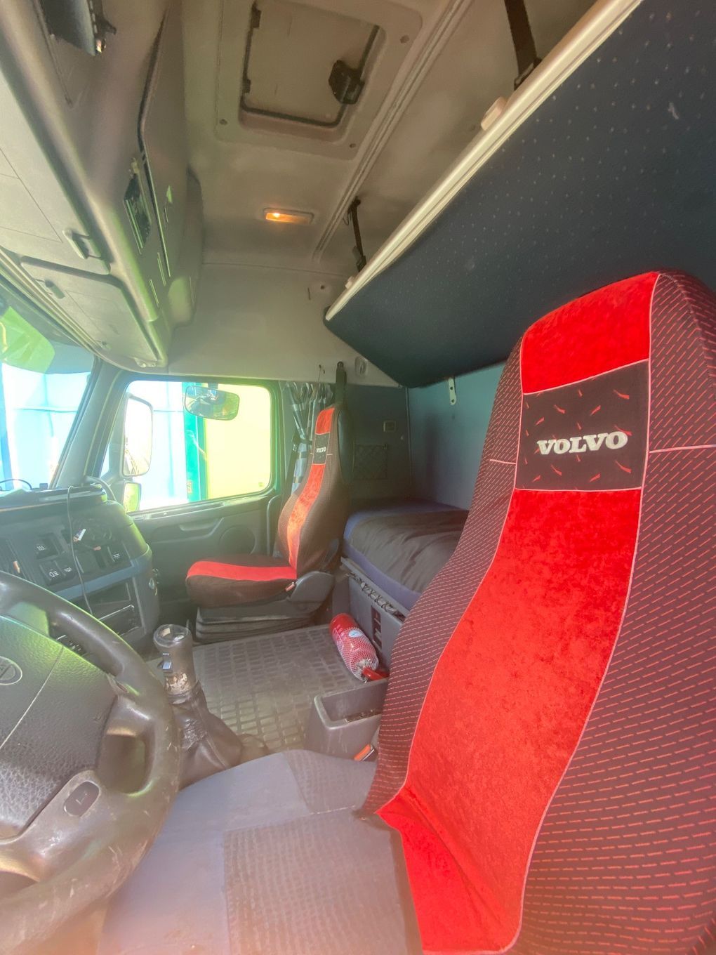 Volvo FH13  Oryginalny przebieg/lowdeck/ manual/ export