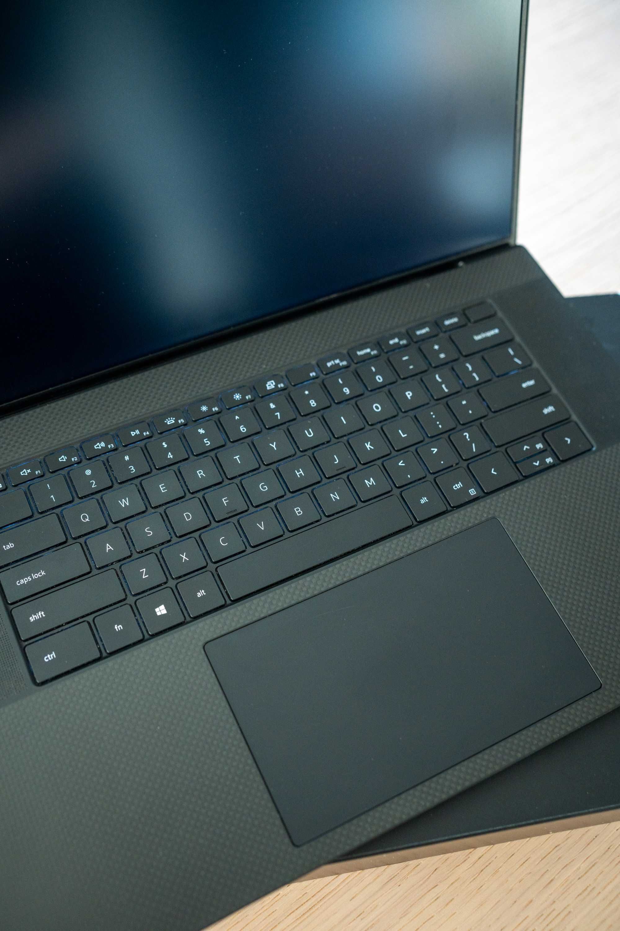 Laptop Dell XPS 17 9700