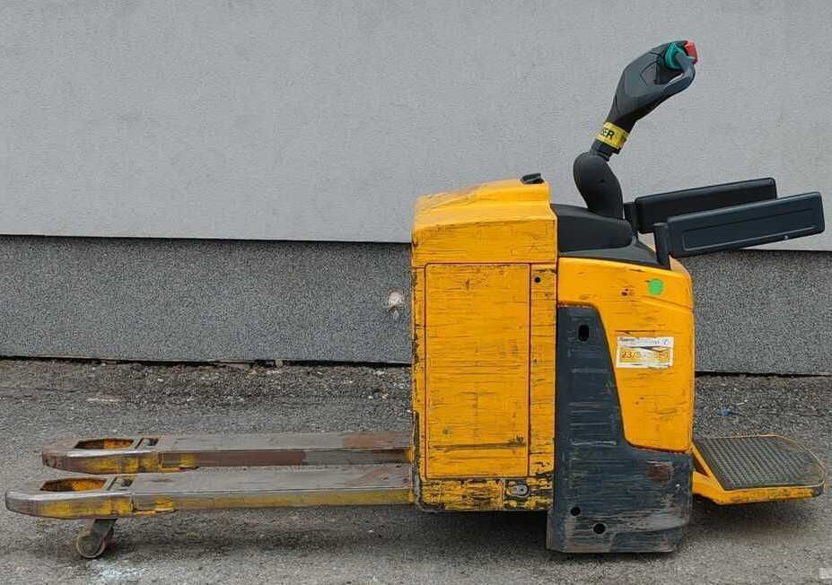 Jungheinrich Porta-paletes elétrico ERE120