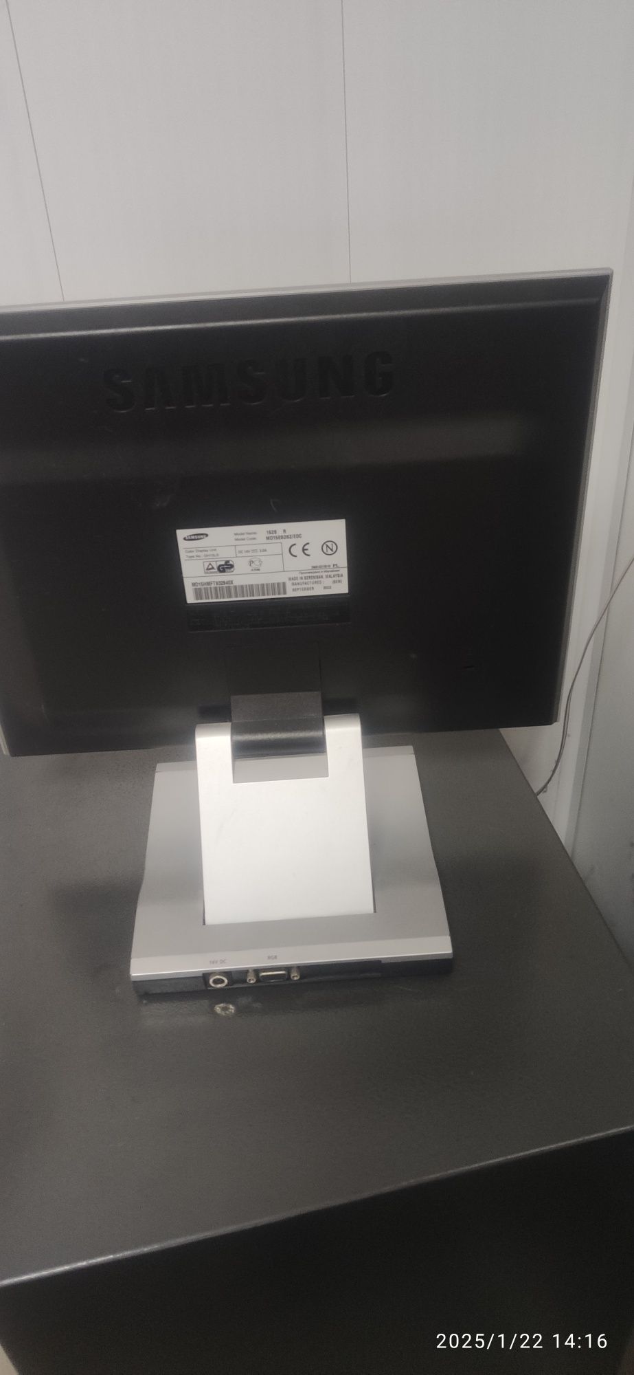 Монітор Samsung GH15LS
призначена для установки на мо
