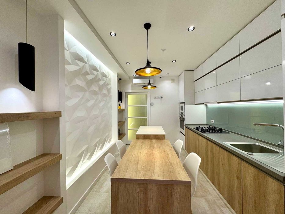 Продаю сучасну 2к квартиру в ЖК Набережний квартал. ц1