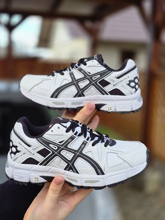 Жіночі зимові термо кросівки Asics gel kahana 8