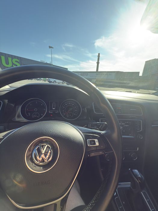 Volkswagen Golf VII 2.0 tdi 2015