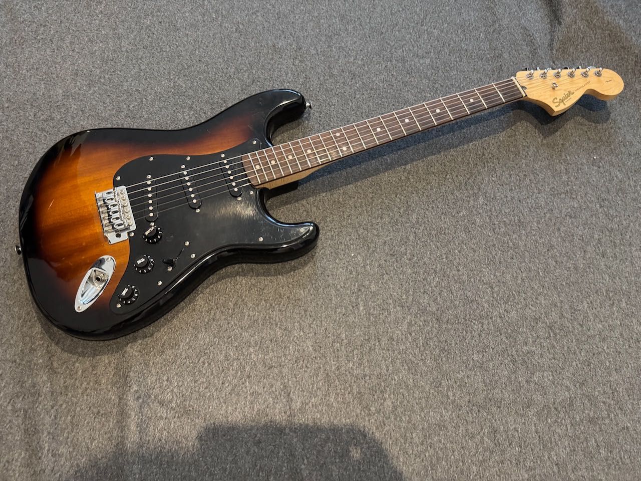 Gitara elektryczna Squier by Fender Affinity SSS