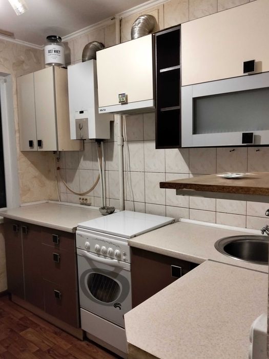 Оренда 1но квартири по вул Циалковського 7000грн і ком